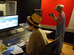 《跟宇宙結(jié)婚》錄音室全紀(jì)實(shí) 青年小伙子與群星共筑《第二關(guān)》音樂奇境